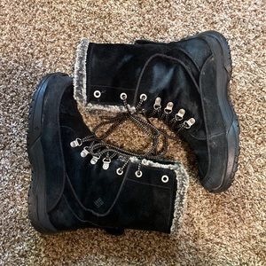 Black Women’s Columbia Winter Boots - 7.5 - Leather
